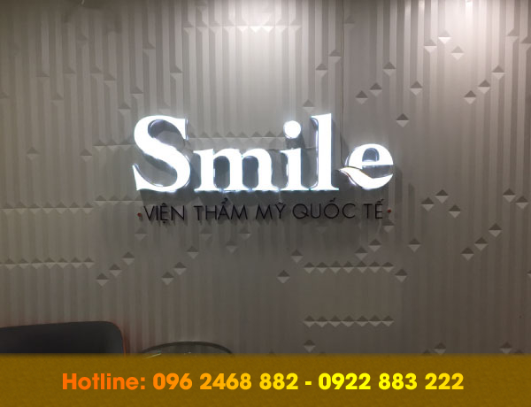 backdrop le tan vien tham my smile - Dịch vụ làm biển quảng cáo số 1 tại Hà Đông